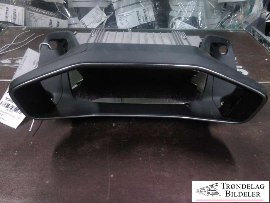 Instrumentpanel til Peugeot e-2008, 2019-->>  (9847101)