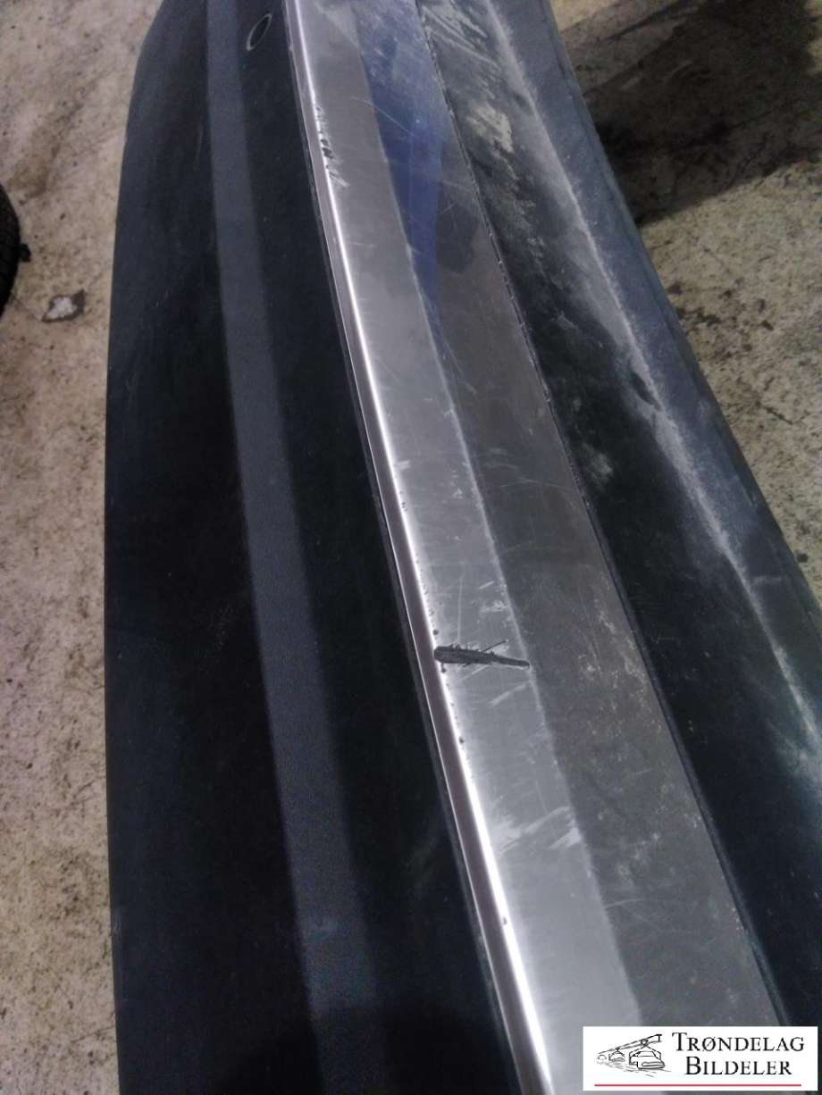 Støtfanger bak til Peugeot e-2008 2019-->> (98385170XT|983855121T|)