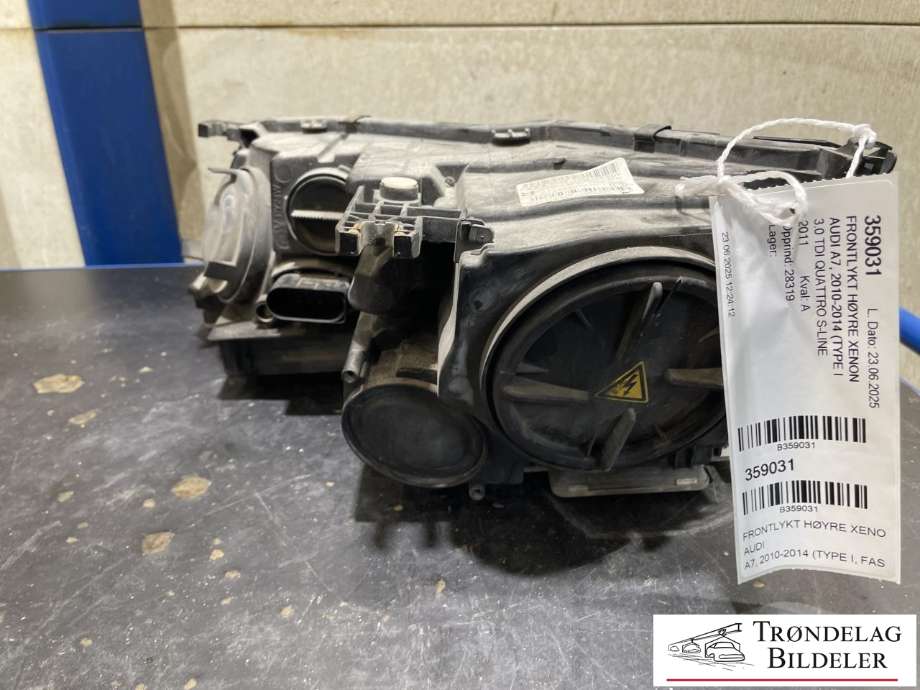 Frontlykt høyre xenon til Audi A7 2010-2014 (Type I, Fase 1)  (4G8 941 754|4G8 941 754 F|)