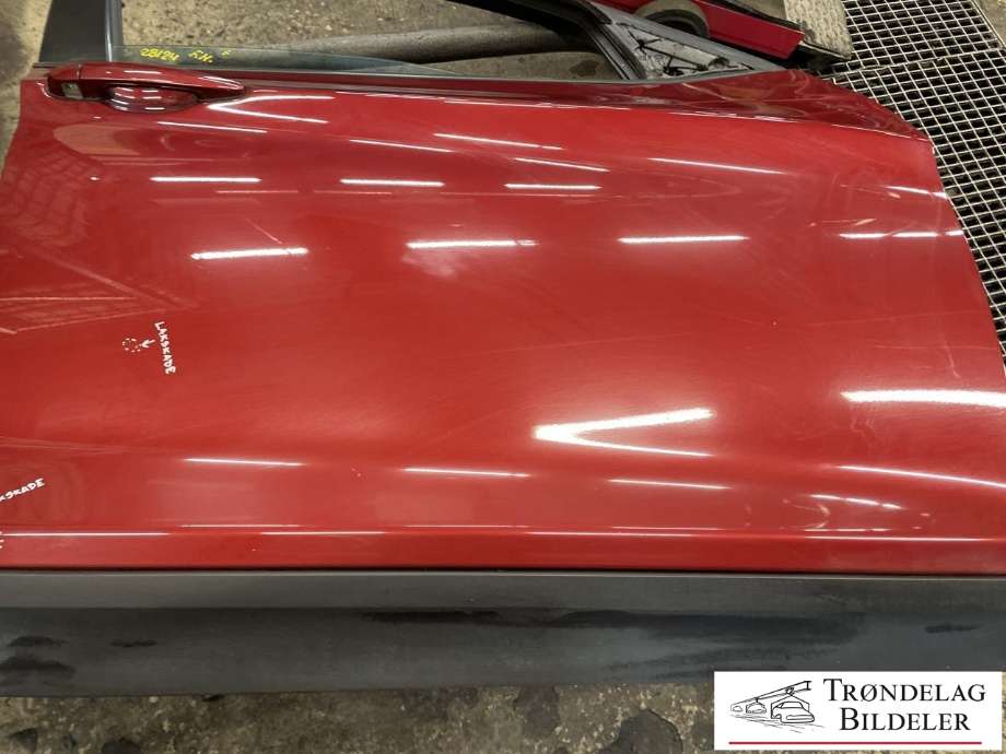 Dør høyre foran til BMW X3 2010-2017 (F25) (F25) (41 51 7 355 804|)