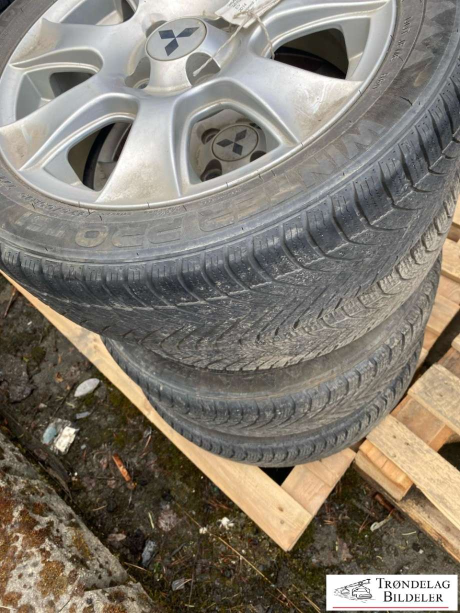 Hjulsett aluminium vinter til Mitsubishi i-MiEV 2010-->> (175/55/R15 4X100 5JX15 ET35 CB F56.1MM B54.1MM|6-7 mm mønsterdybde|prod 20-21)