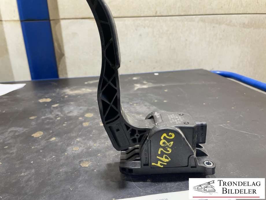 Pedal gass til Mercedes Vito/Viano 2010-2014 (Fase 2) (W639) (W639) (0 280 755 025|A 906 300 03 04|)