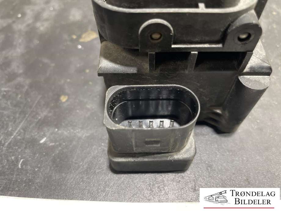 Ventilblokk luftfjæring til Mercedes ML 2005-2011 (W164) (W164) (A 251 320 00 58|A 212 320 03 58|)
