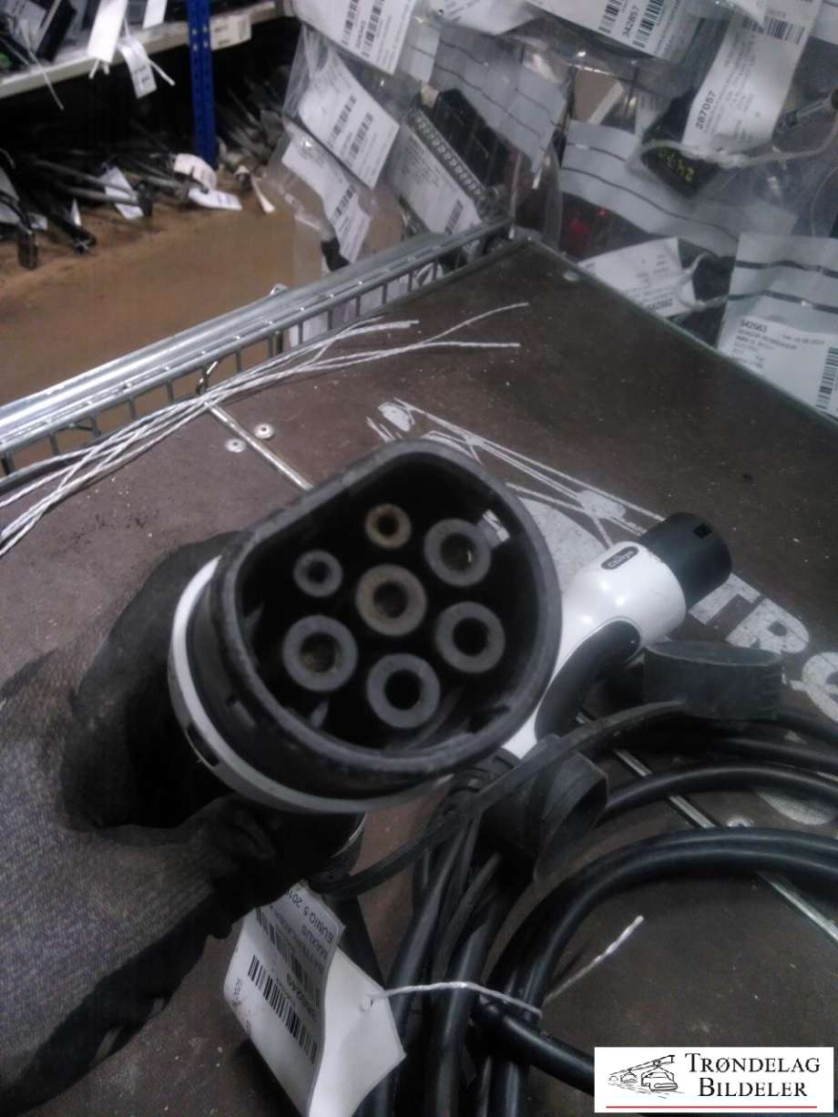 Batterilader kabel til Maxus Euniq 5 2019-2023  (LADESTASJON TYPE 2|TYPE 2|LADESTASJON|)
