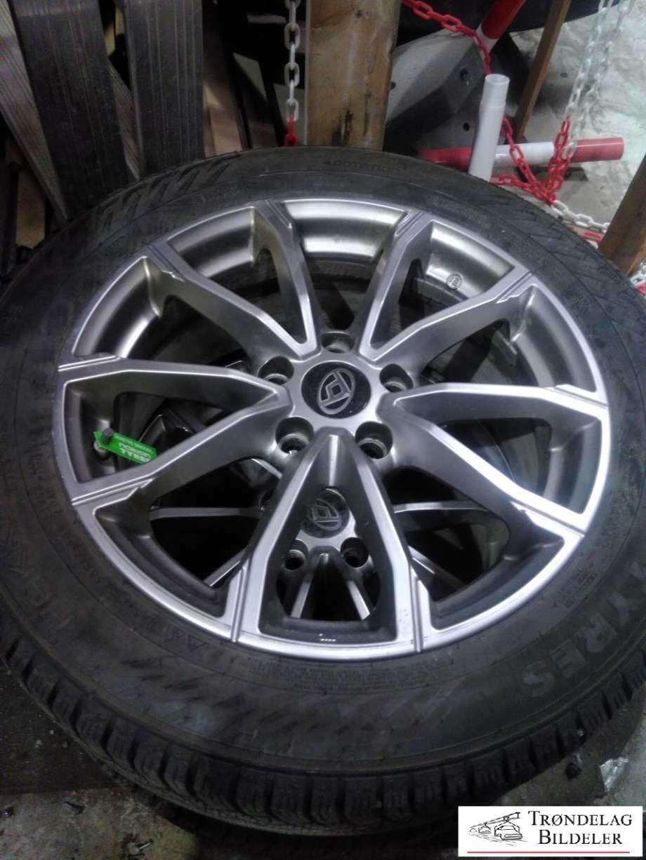 Hjulsett aluminium vinter til Maxus Euniq 5 2019-2023  (NOKIAN|215/55/R17 5X114.3 6.5JX17  CB61.4MM|10 MM MØNSTERDYBDE|PROD  22-24)