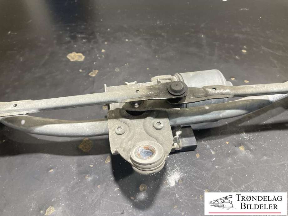 Viskermotor frontrute komplett m/overføring til BMW X3 2010-2017 (F25) (F25) (61 61 5 A3E DC5|)