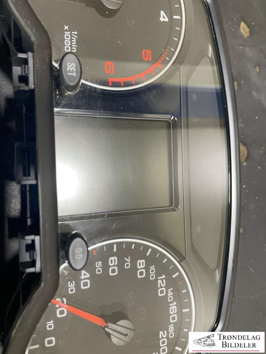 Instrumentpanel til Audi Q5 2012-2017 (Type I, Fase 2)  (8R0 920 931 B|)