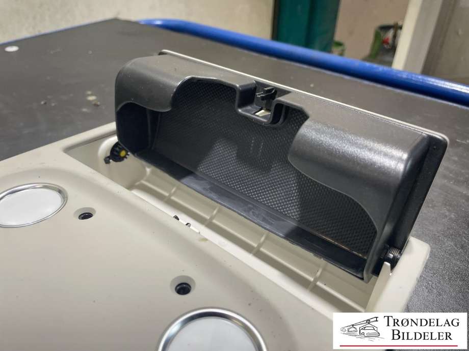 Taklyspanel til Audi Q5 2012-2017 (Type I, Fase 2)  (8T0 947 140|8T0 947 140    T64|)