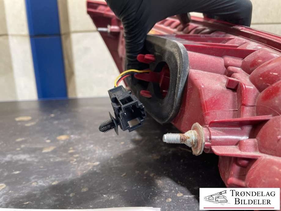 Baklykt høyre til Audi Q5 2012-2017 (Type I, Fase 2)  (8R0 945 094 A|)
