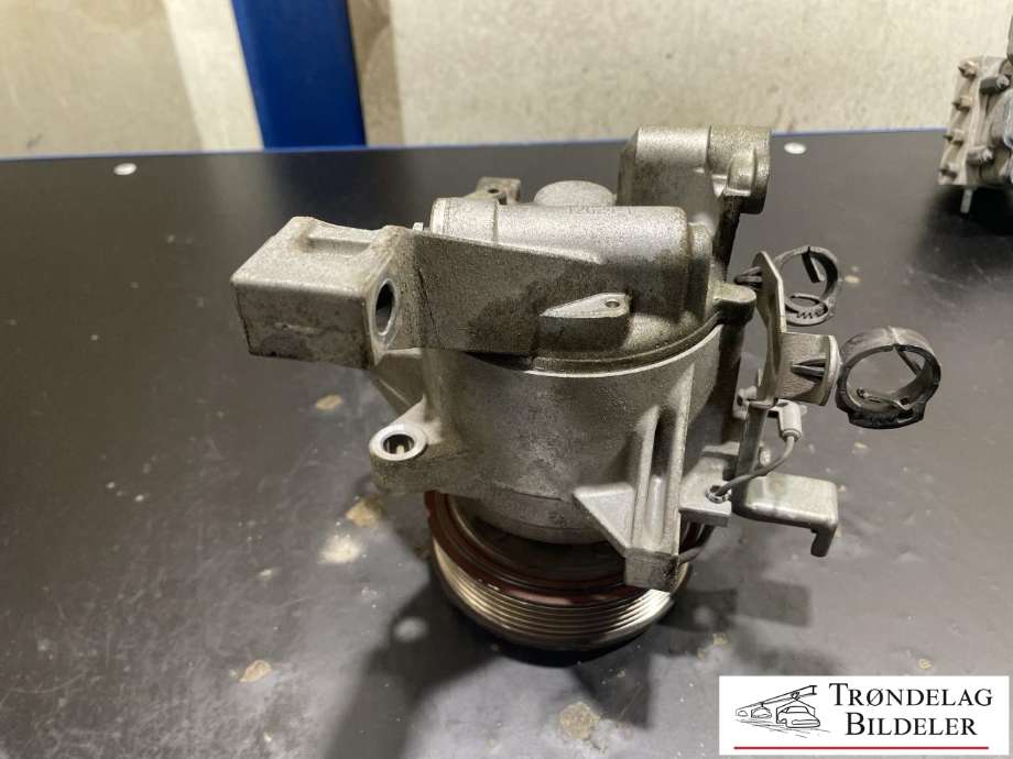 Aircondition kompressor til Subaru Forester 2013-2019 (Type IV)  (73111-FJ051|70021227B|ACP-01242|51-1143|700511143|73111-FJ042|73111-FJ000|73111-FJ010|73111-FJ040|73111-FJ041|73111-FJ050|73111-VA001|DKV-10Z|73111-VA021)