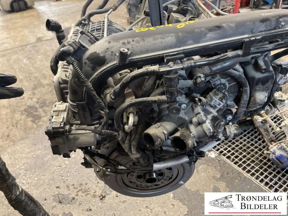 Motor hybrid bensin del til VW Golf VII 2012-2017 (Fase 1)  (CUKB|04E 100 099 A|)