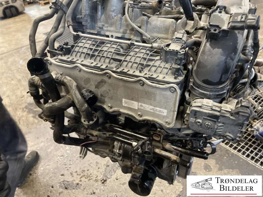 Motor hybrid bensin del til VW Golf VII 2012-2017 (Fase 1)  (CUKB|04E 100 099 A|)