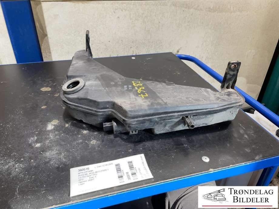 Spylertank til Audi Q5, 2012-2017 (Type I, Fase 2)  (8R0 955 453 B)