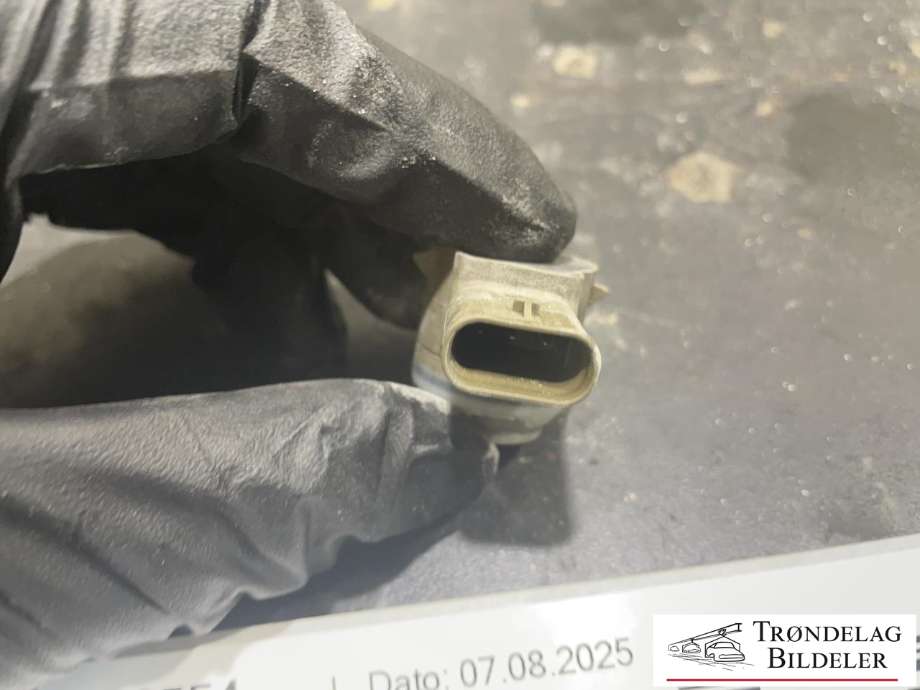 Parkeringssensor bak til Ford Kuga 2019-->> (Type III)  (2250301|JX7T-15K859-AA|)