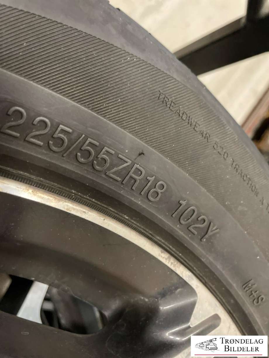 Hjulsett aluminium sommer til Subaru Forester 2013-2019 (Type IV)  (RADAR|225/55ZR18 5X100 7JX18 ET48 CB56.1MM|4-5 MM MØNSTERDYBDE|PROD: 51-22)