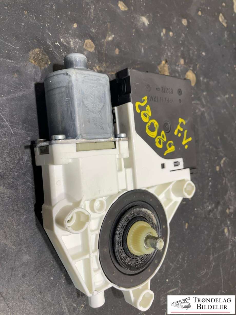 Ruteheis venstre foran til VW Tiguan 2007-2011 (Type I, Fase 1)  (1K0 959 793 K|)