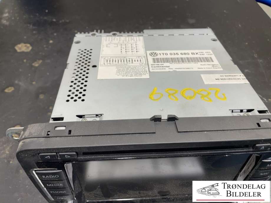 Bilstereo til VW Tiguan 2007-2011 (Type I, Fase 1)  (1T0 035 680 BX|)