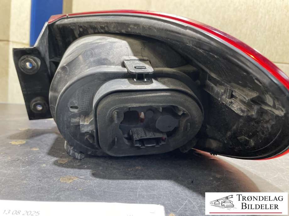 Baklykt venstre ytre til VW Tiguan 2007-2011 (Type I, Fase 1)  (5N0945095H|5N0945111D|)