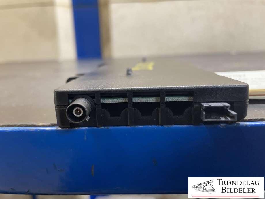 Antenne forsterker til BMW X3 2010-2017 (F25) (F25) (9276060-01|65 20 9 276 060|)