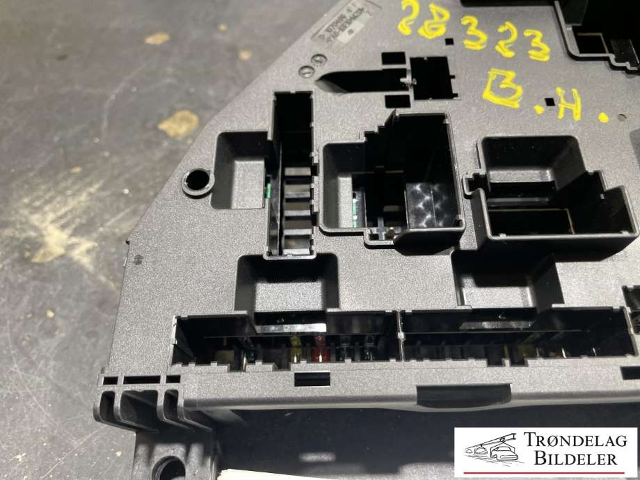 Sikringsboks til BMW X3 2010-2017 (F25) (F25) (9259469-03|61 14 9 259 469|)