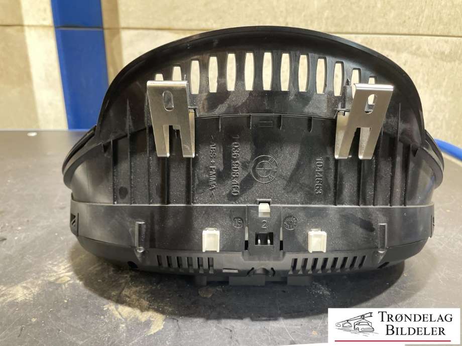 Instrumentpanel til BMW X3 2010-2017 (F25) (F25) (9 232 890|2379488-12|62 10 6 843 041)