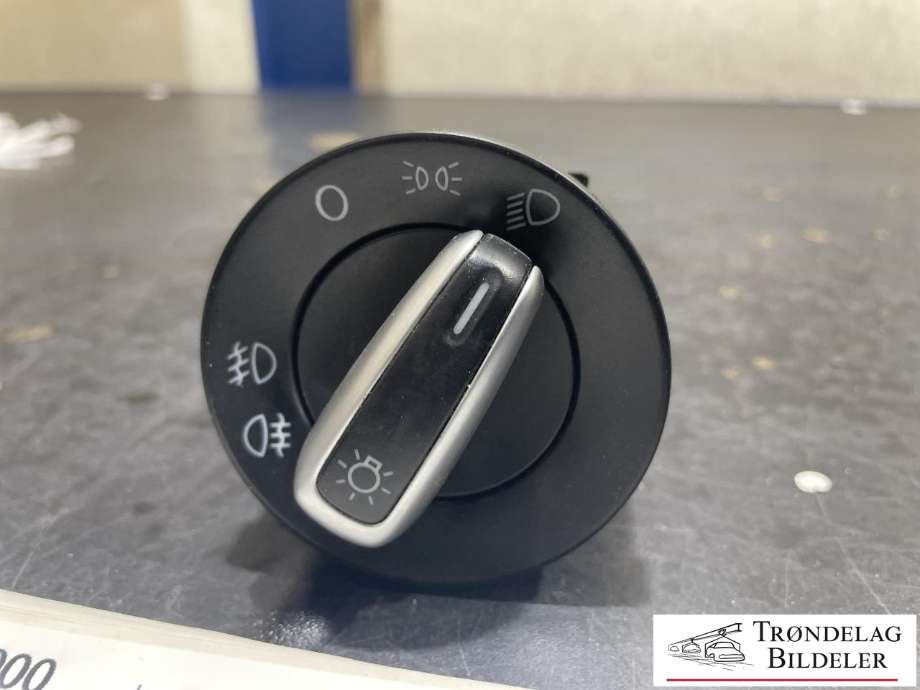 Bryter lys til VW Beetle 2011-2018 (Type II)  (6R0941531G|)