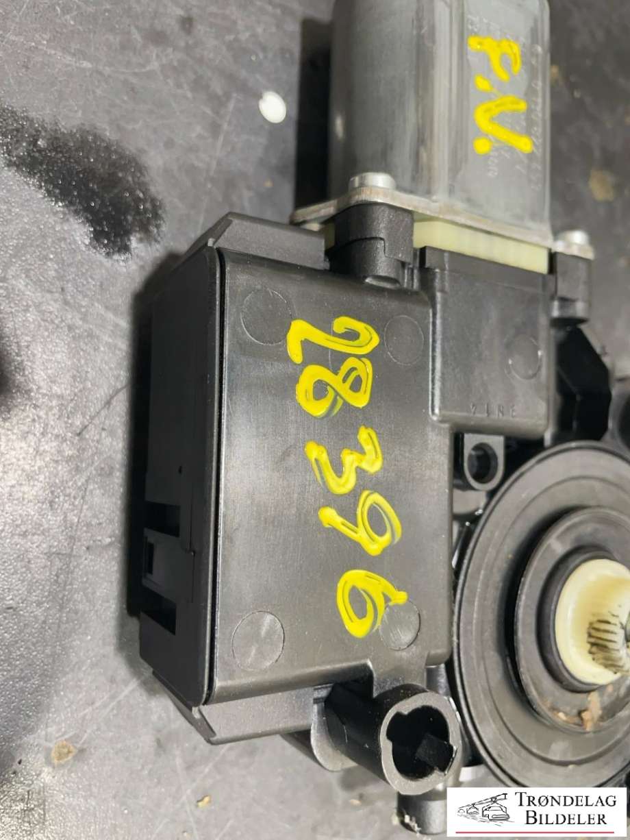 Ruteheis, kun motor, venstre foran til VW Beetle 2011-2018 (Type II)  (6R0 959 801 AP|)