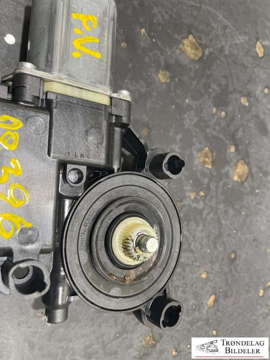 Ruteheis, kun motor, venstre foran til VW Beetle 2011-2018 (Type II)  (6R0 959 801 AP|)