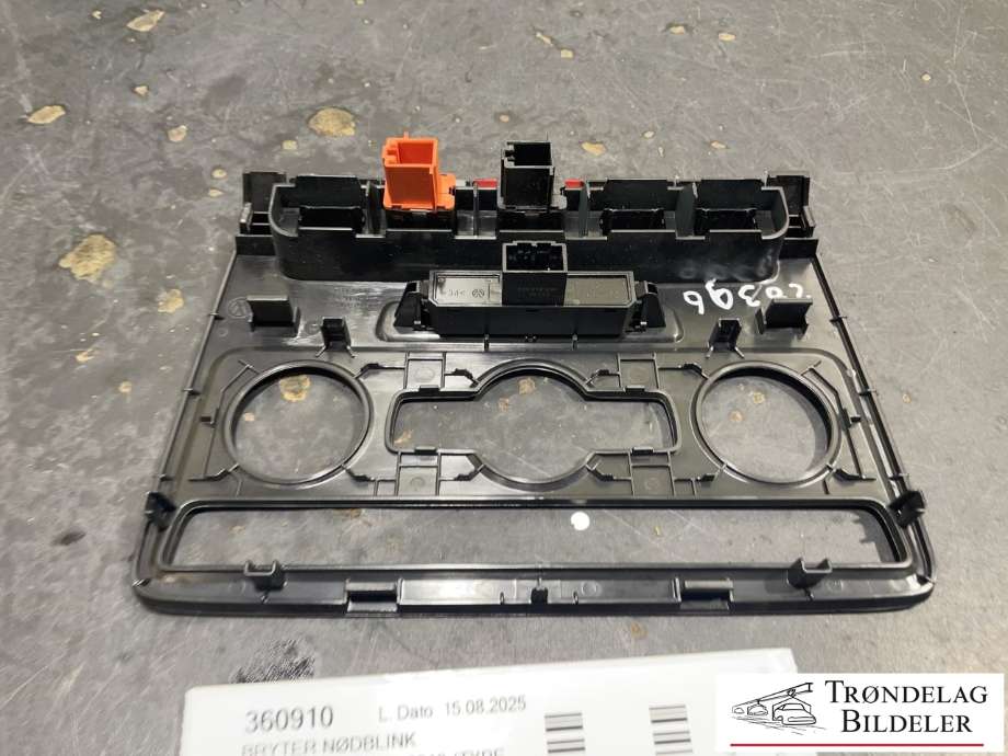 Bryter nødblink til VW Beetle 2011-2018 (Type II)  (5C5 953 509 B|5C5 927 122 B|)