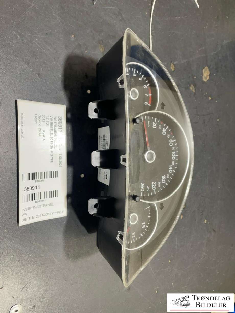 Instrumentpanel til VW Beetle, 2011-2018 (Type II)  (5C5 920 870  X)