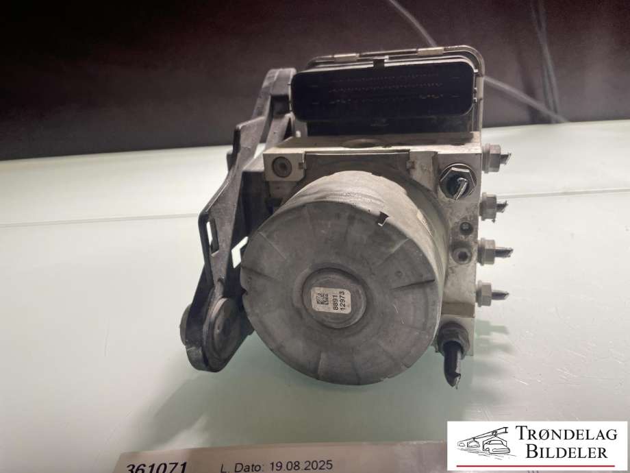 ABS sentral til Toyota Yaris 2006-2009 (Type II, Fase 1)  (44050-0D041|)