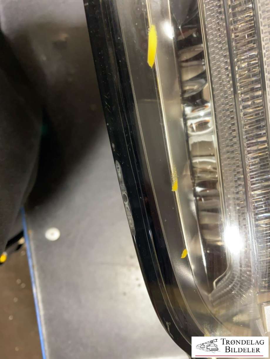 Frontlykt venstre full-LED til Audi Q7 2015-->> (Type II)  (4M0941035C|)