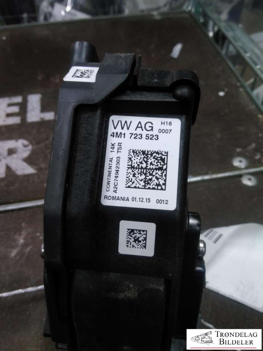 Pedal gass til Audi Q7 2015-->> (Type II) (4M1 723 523|)
