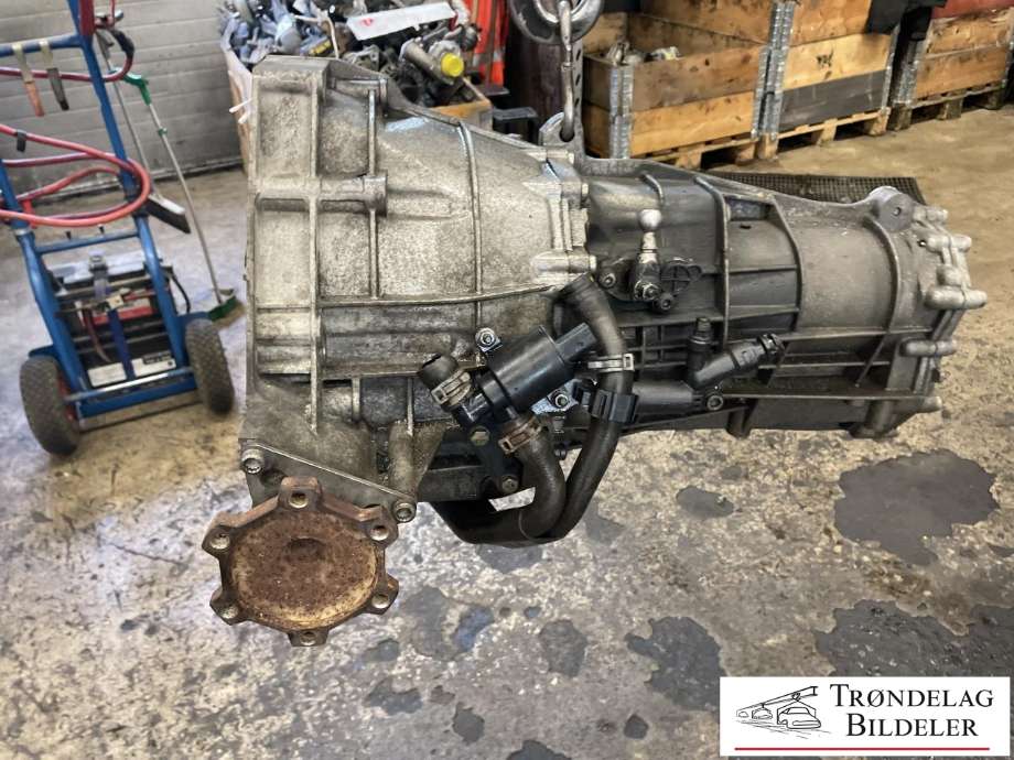 Girkasse manuell 6-trinn til Audi A4 2007-2014 (Type IV) (B8) (B8) (MVR|0B1 300 028 M|0B1 300 028 MX)