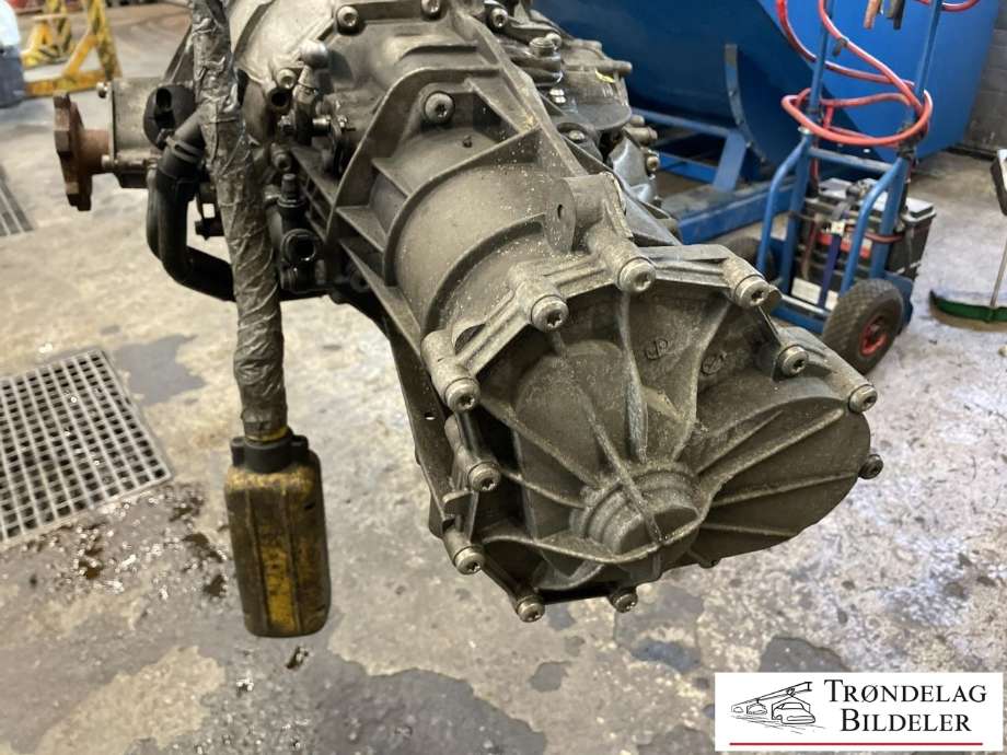 Girkasse manuell 6-trinn til Audi A4 2007-2014 (Type IV) (B8) (B8) (MVR|0B1 300 028 M|0B1 300 028 MX)
