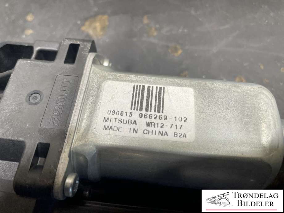 Ruteheis, kun motor, høyre foran til Volvo XC60 2008-2013 (Type I, Fase 1)  (966296-102|)