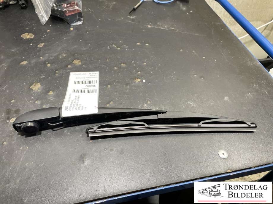 Viskerarm bakrute til Toyota Yaris, 2014-2020 (Type III, Fase 2)  