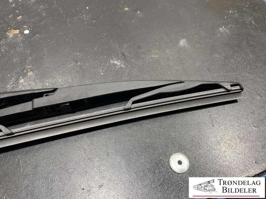 Viskerarm bakrute til Toyota Yaris 2014-2020 (Type III, Fase 2)  