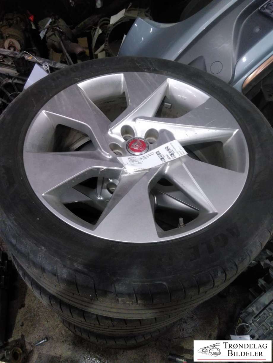 Hjulsett aluminium sommer til Jaguar I-PACE, 2018-->> (GOODYEAR|245/50/R20 5X108 8JX20 ET52.5 CB63.4MM)