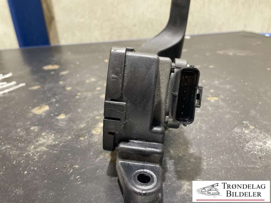 Pedal gass til Kia Sportage 2010-2016 (Type III) (327002S100|)