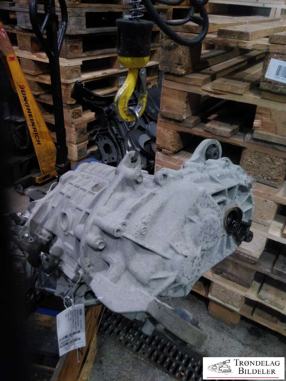 Motor hybrid bakaksel til Mitsubishi Outlander, 2015-->> (Type III, Fase 2)  (9499D146)