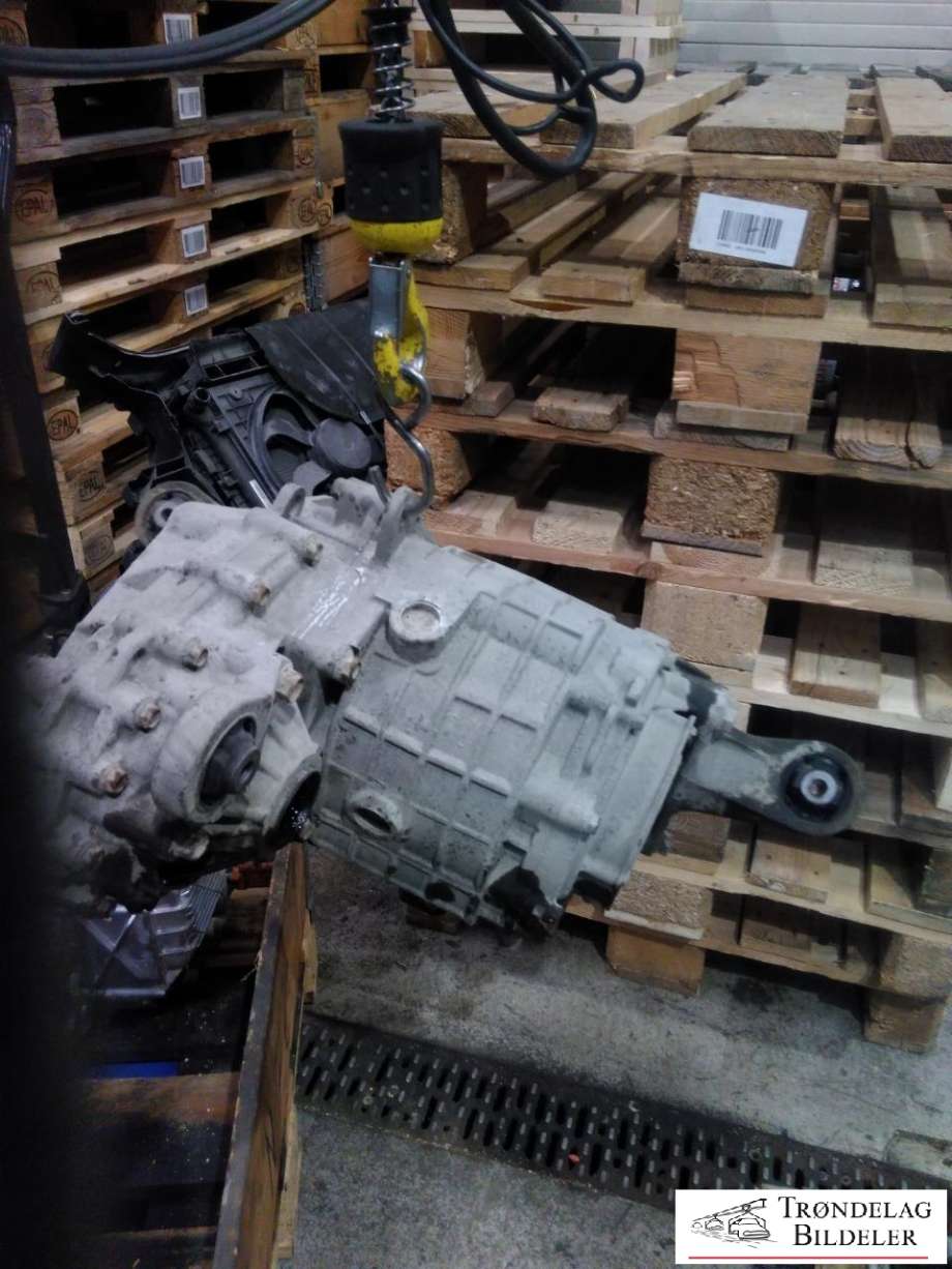 Motor hybrid bakaksel til Mitsubishi Outlander 2015-->> (Type III, Fase 2) (9499D146|9411A072|9499D132)