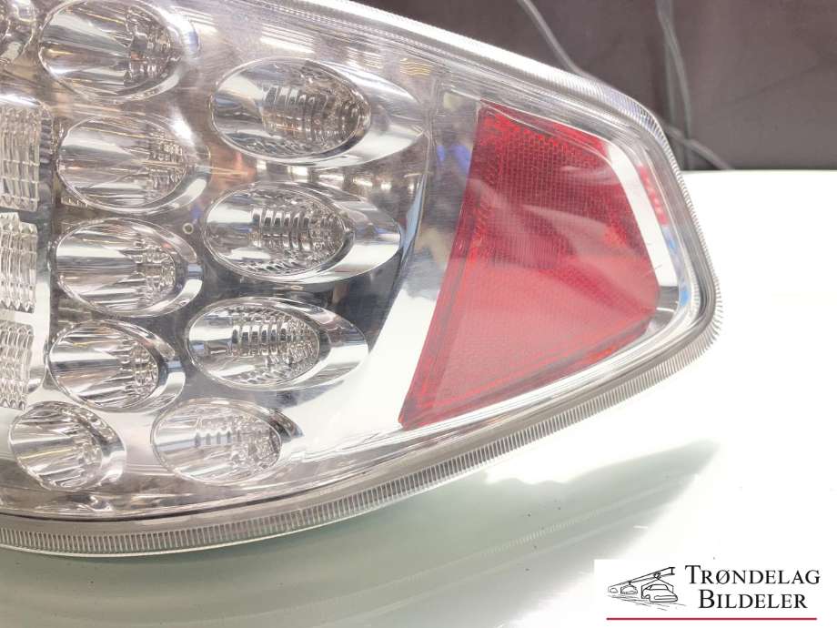Baklykt høyre ytre til Subaru Impreza 2008-2012 (Type III)  (84912FG020|)