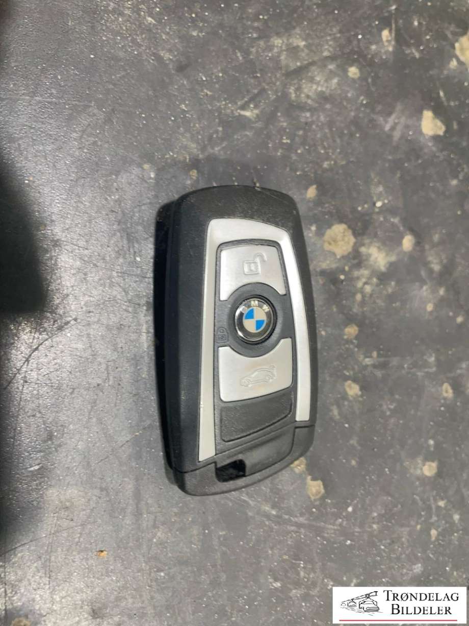 Nøkkel til BMW M3 2014-2019 (F80) (F80) (82 29 2 219 909|)