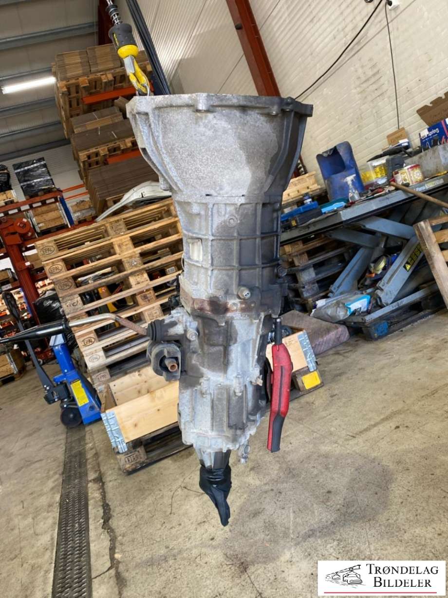 Girkasse manuell til Toyota Hiace 2001-2006 (Fase 2) (330302F290|)