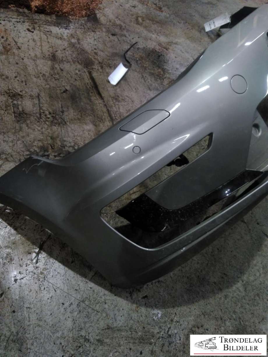 Støtfanger foran til VW e-Golf 2014-2017 (Fase 1)  (5GE807217CJ|5GE807217CQ|5G0805915F 9B9|5G0805915R 9B9|5GE853671A FOD)