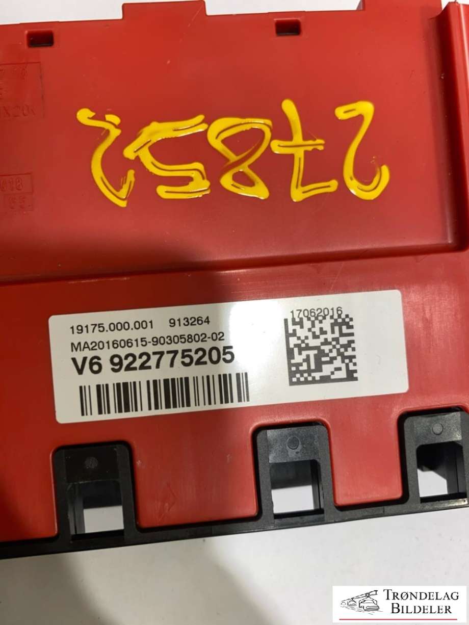 Sikringsboks bagasjerom til Škoda Octavia 2000-2004 (Type I, Fase 2)  (V6922775205|)