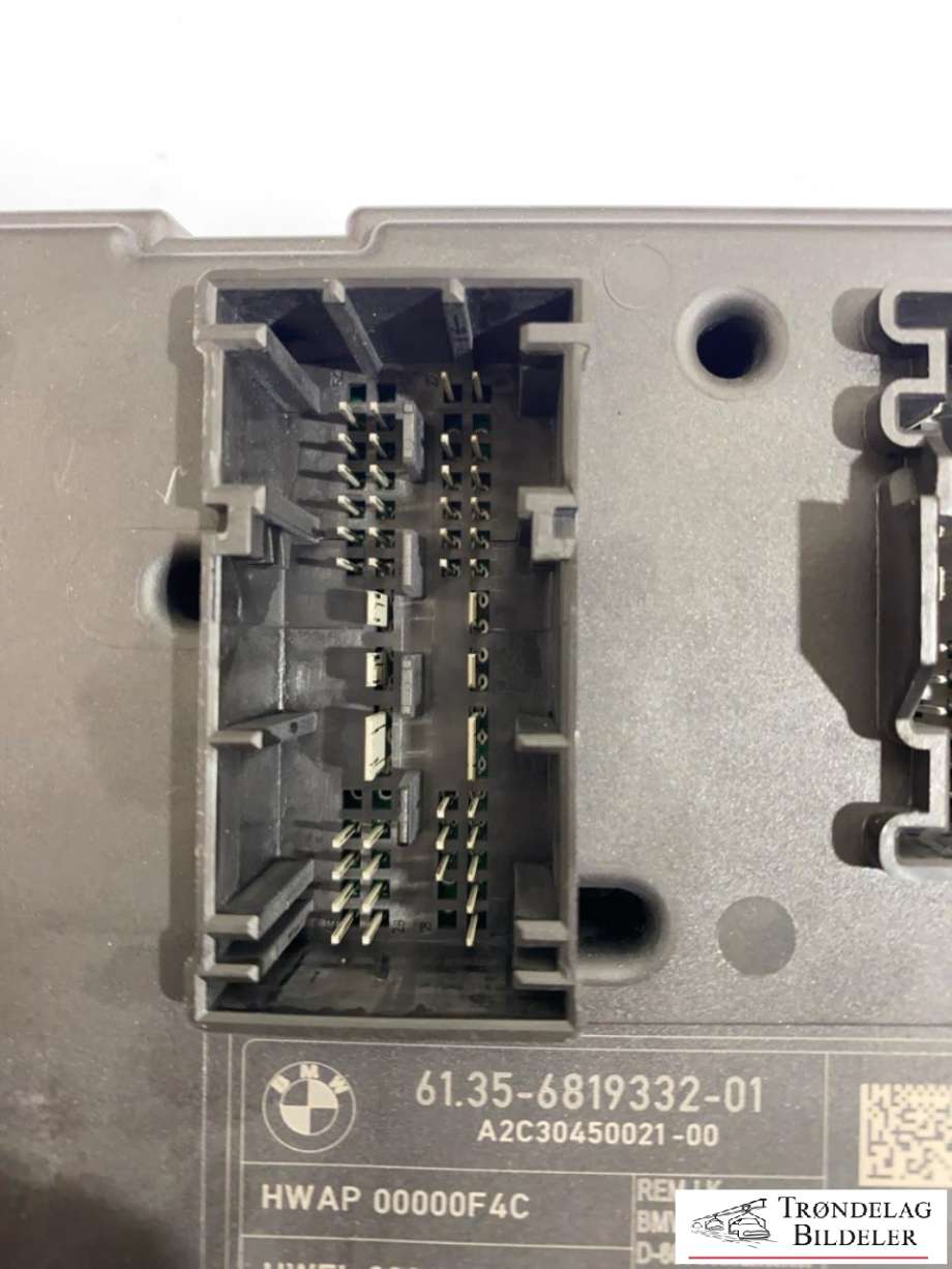 Sikringsboks kupe til BMW M3 2014-2019 (F80) (F80) (6135681933201|)