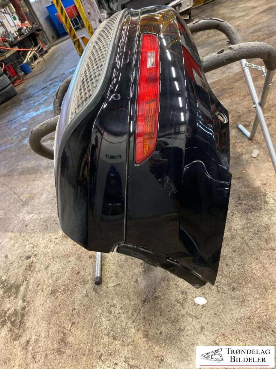 Støtfanger bak til Audi Q3 2011-2014 (Type I, Fase 1) (8U0 807 067 B|8U0 807 434 G|8U0 807 823 B)