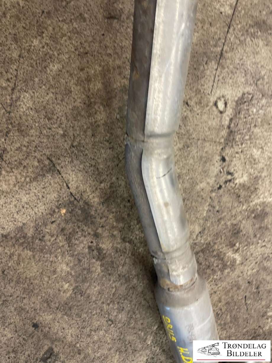 Eksos midtre til Ford Ranger / Ranger Raptor 2015-2022  (MB3G-5K214-DAJ|222180|MB3G-5L274-EA)